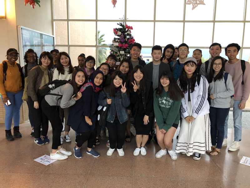 107 Academic Year Christmas Tree Lighting Party(107.12.12)